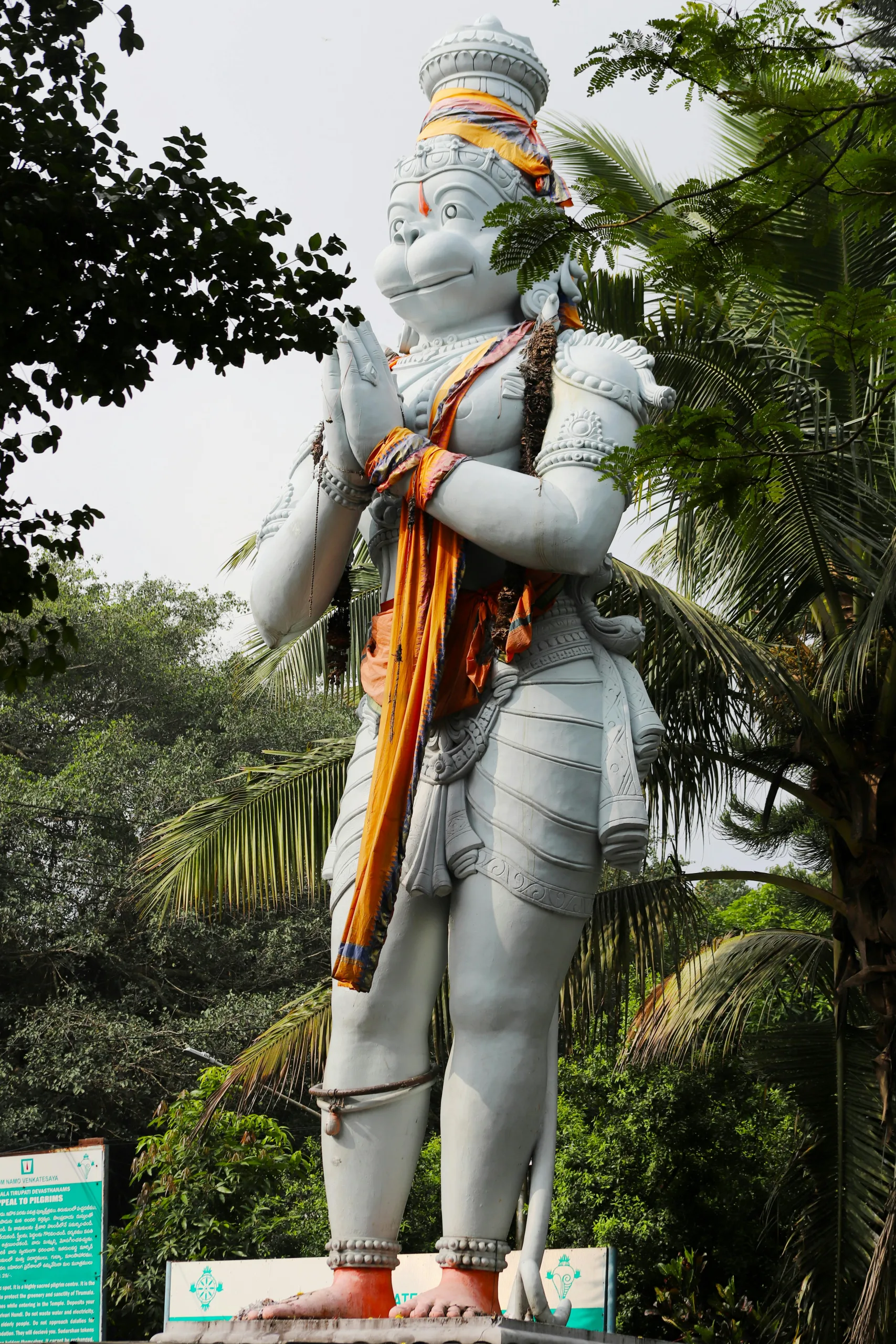 Hanuman Ji Hanumanji statue in Namaskar position and hanuman chalisa book seen there